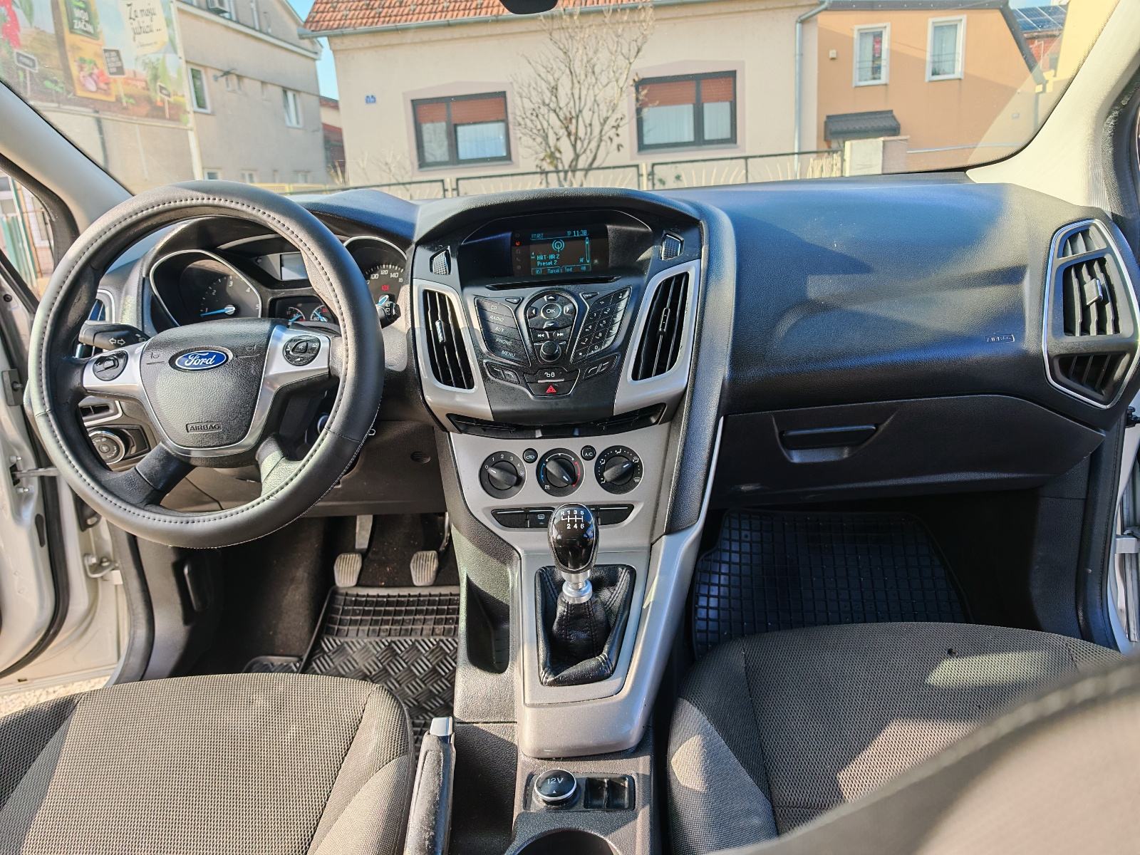 Ford Focus Karavan 1.6 TDCi 2014g, 325 tkm, fotografija 9