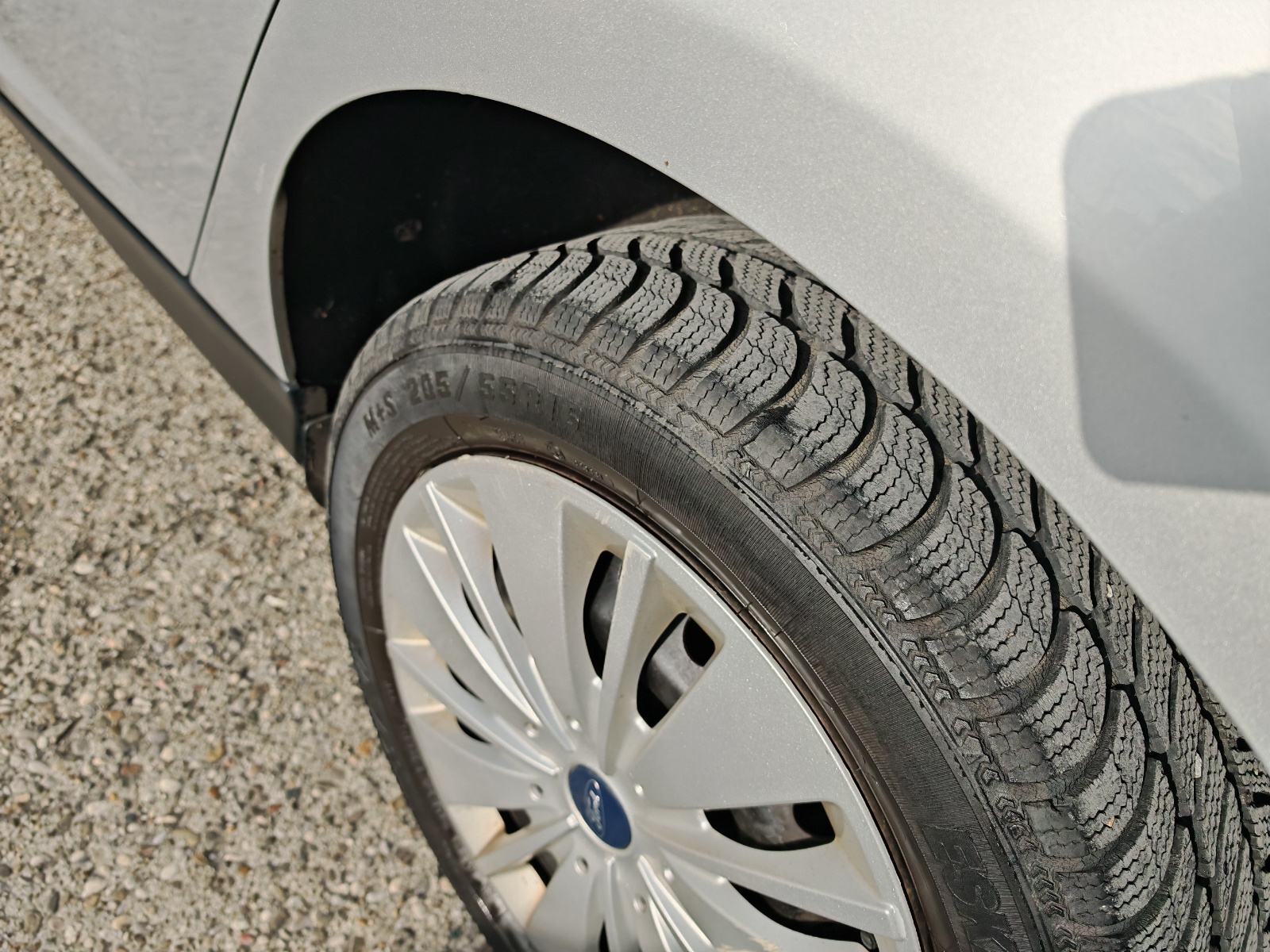 Ford Focus Karavan 1.6 TDCi 2014g, 325 tkm, fotografija 17