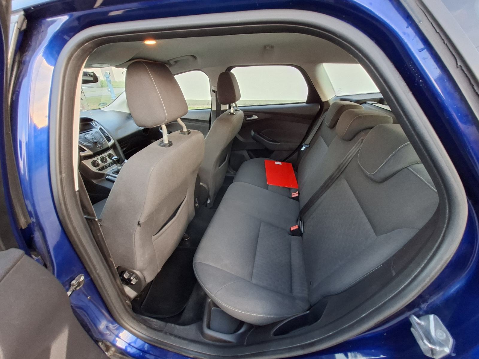 Ford Focus Karavan 1,6 tdci. 6 brzina 2014 god, fotografija 15