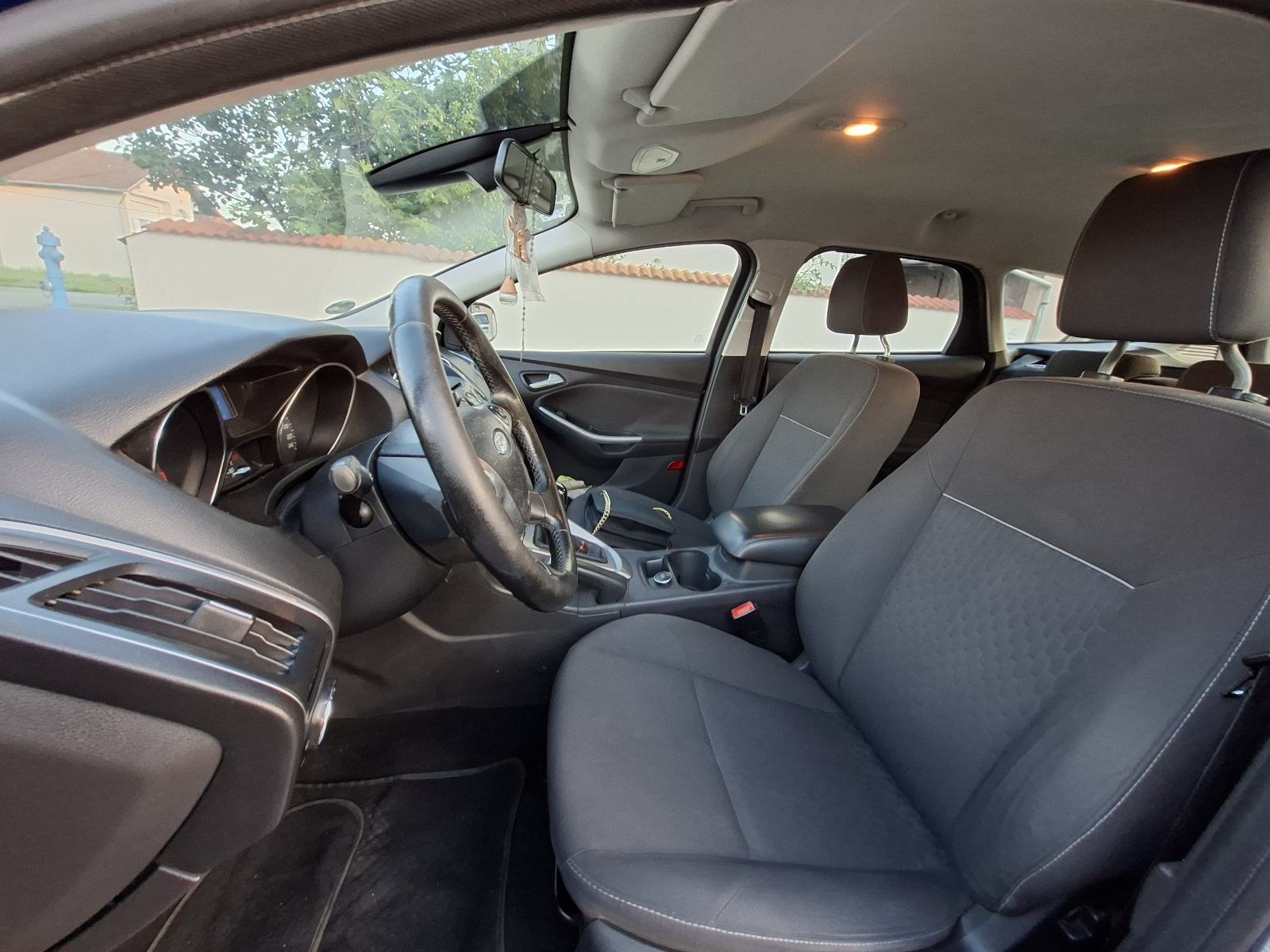 Ford Focus Karavan 1,6 tdci. 6 brzina 2014 god, fotografija 19
