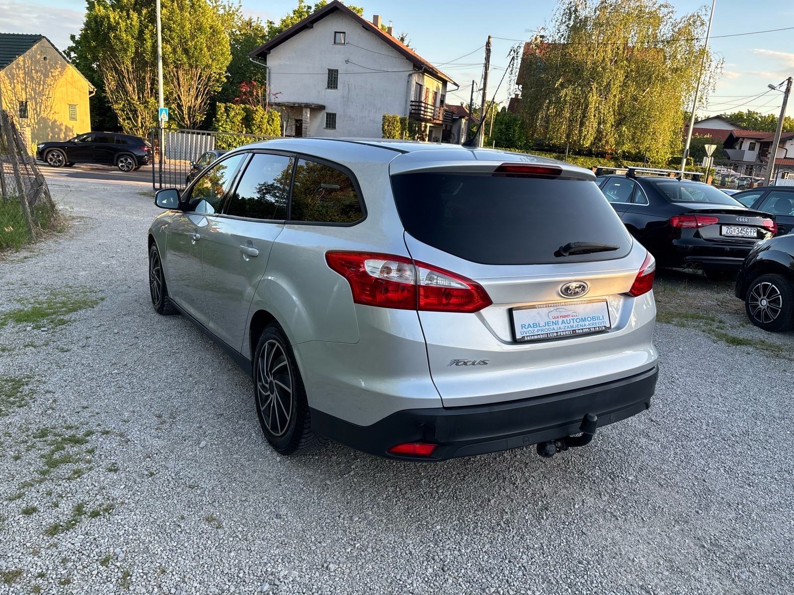 Ford Focus Karavan 1,6 TDCI-KLIMA-NAVI-PDC-MFV-NEMA 5%-KARTICE-36 RATA, fotografija 7