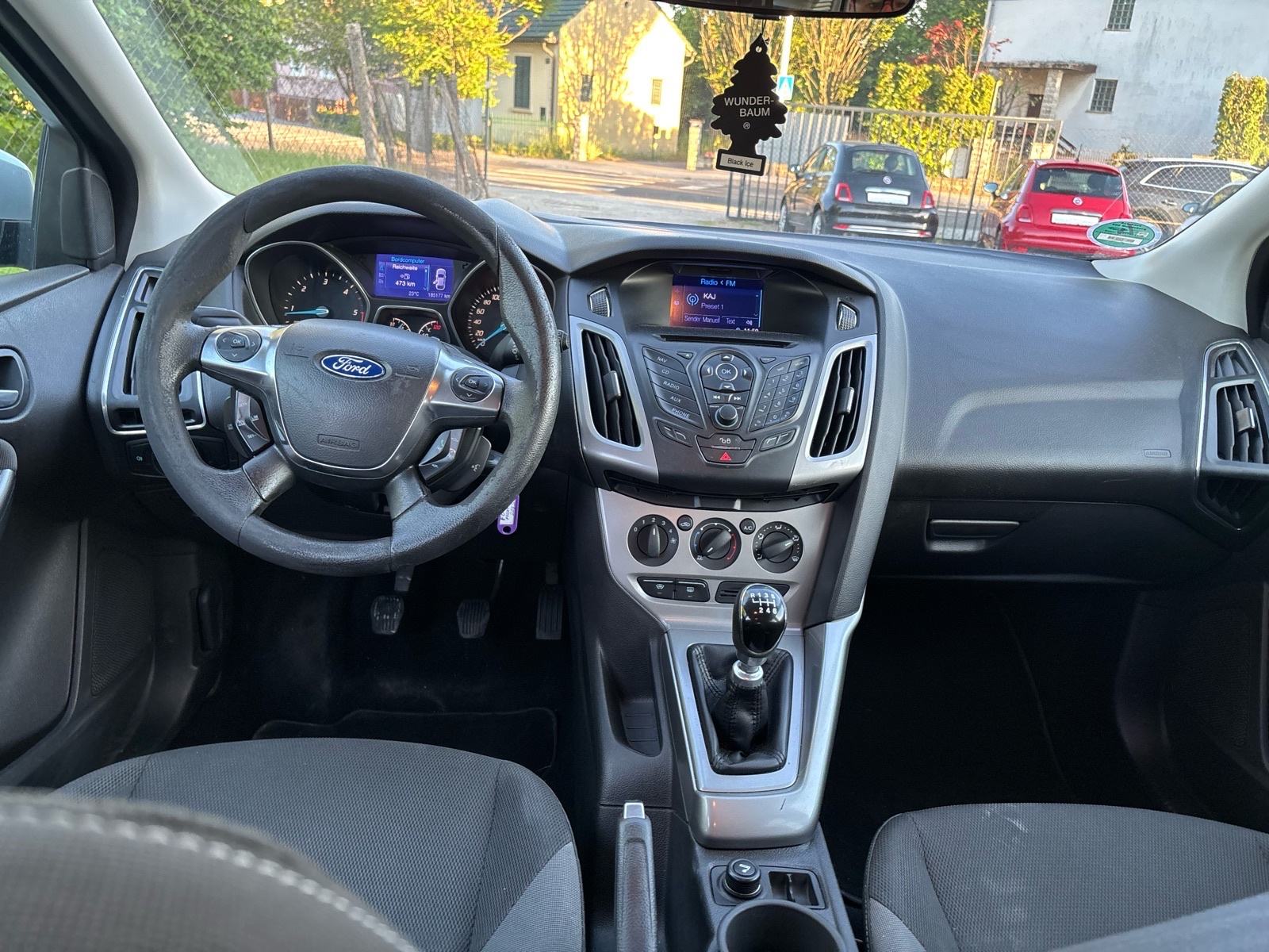 Ford Focus Karavan 1,6 TDCI-KLIMA-NAVI-PDC-MFV-NEMA 5%-KARTICE-36 RATA, fotografija 10