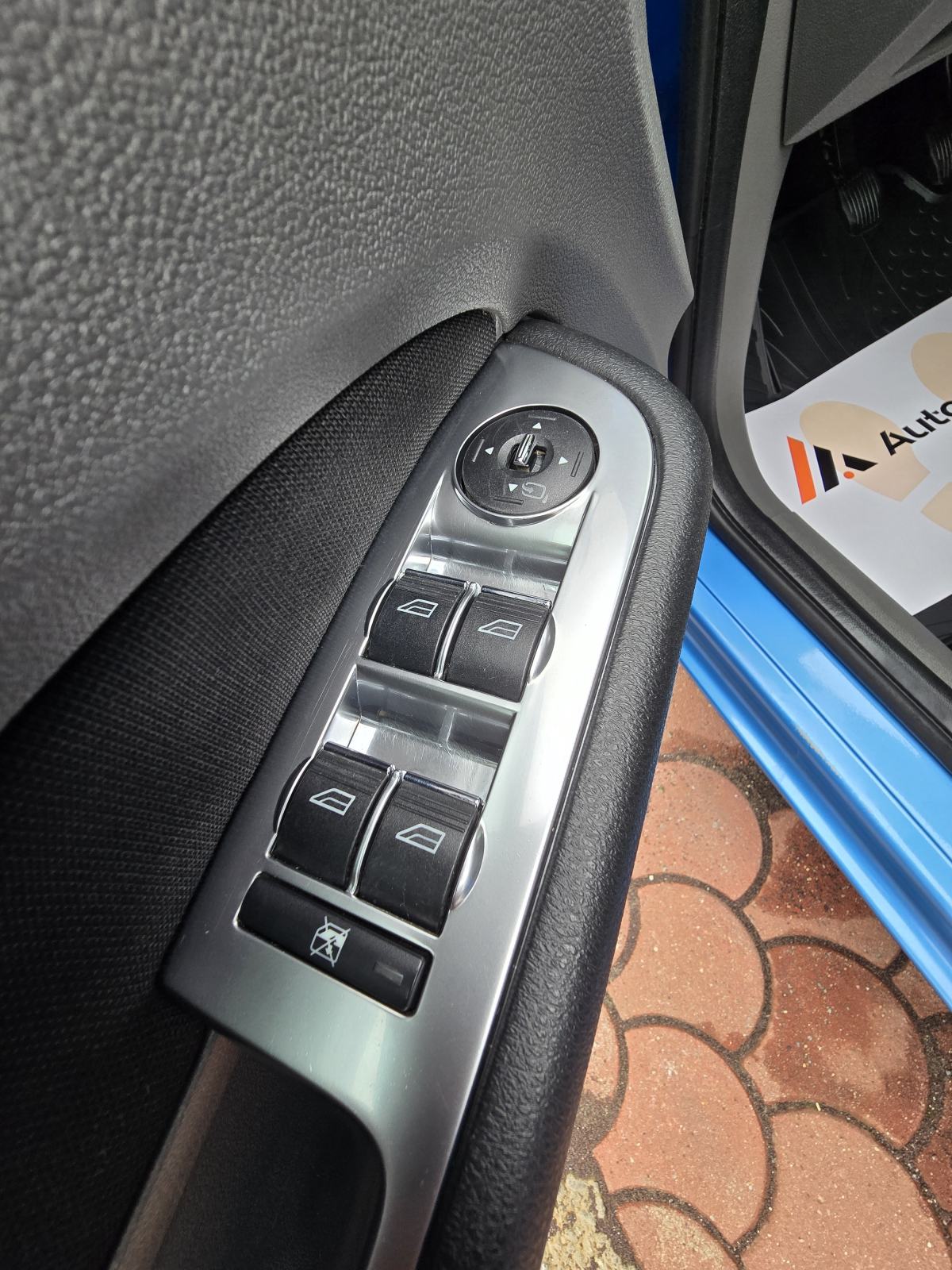 Ford Focus Karavan 1,6 TDCi, KLIMA, PDC, TEMPOMAT, ALU..., fotografija 16