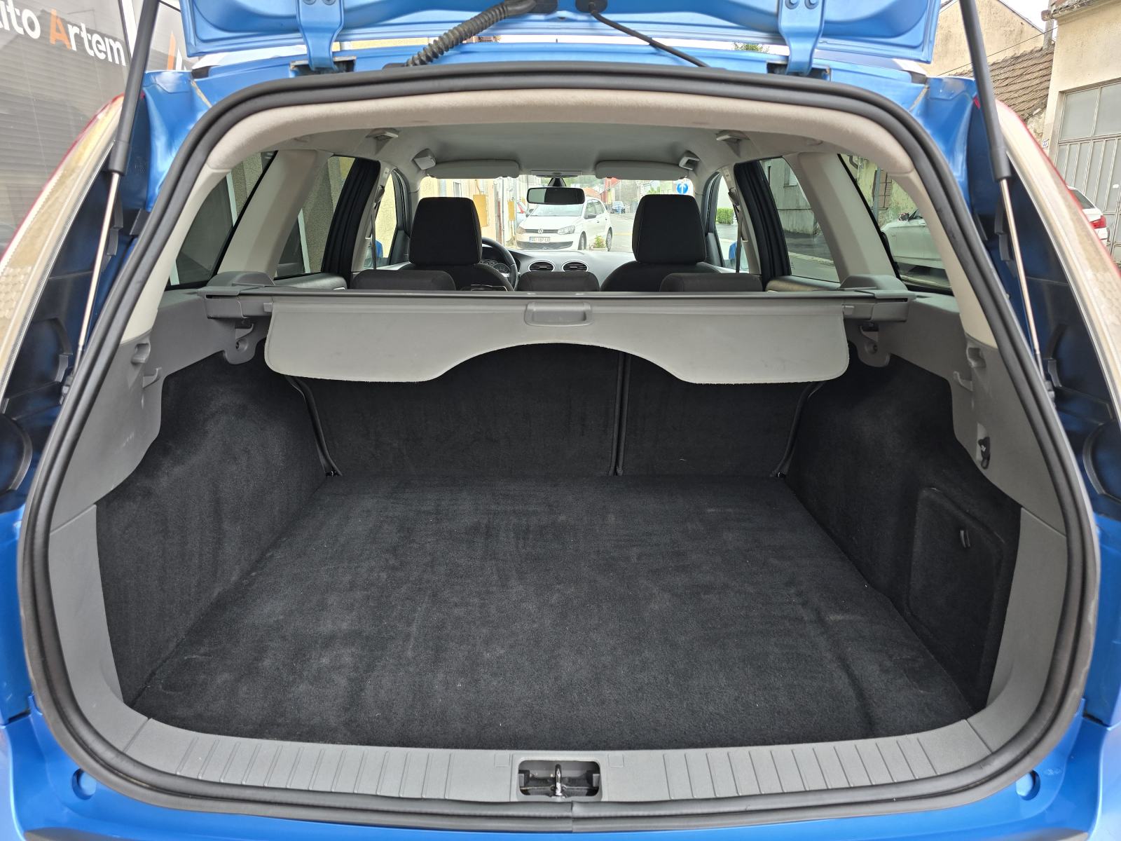 Ford Focus Karavan 1,6 TDCi, KLIMA, PDC, TEMPOMAT, ALU..., fotografija 20