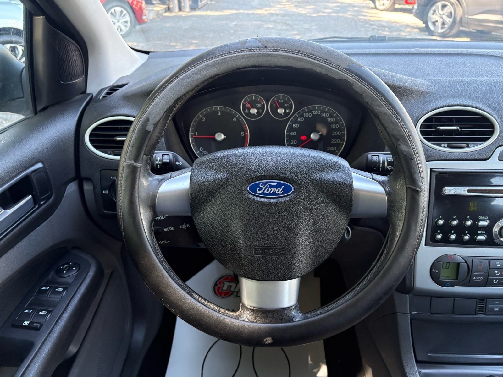 Ford Focus Karavan 1,6 TDCi REG:07/2027 - KLIMA - AUTOKREDIT, fotografija 12