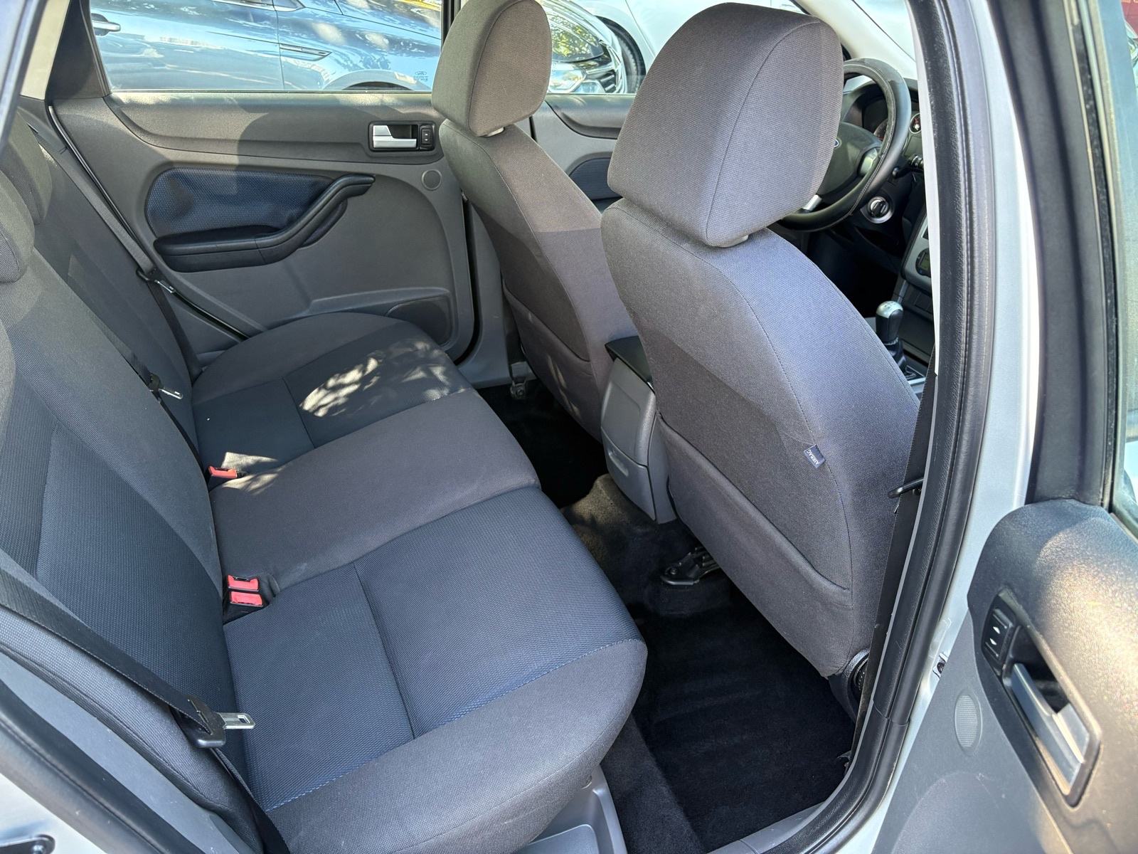 Ford Focus Karavan 1,6 TDCi REG:07/2027 - KLIMA - AUTOKREDIT, fotografija 18