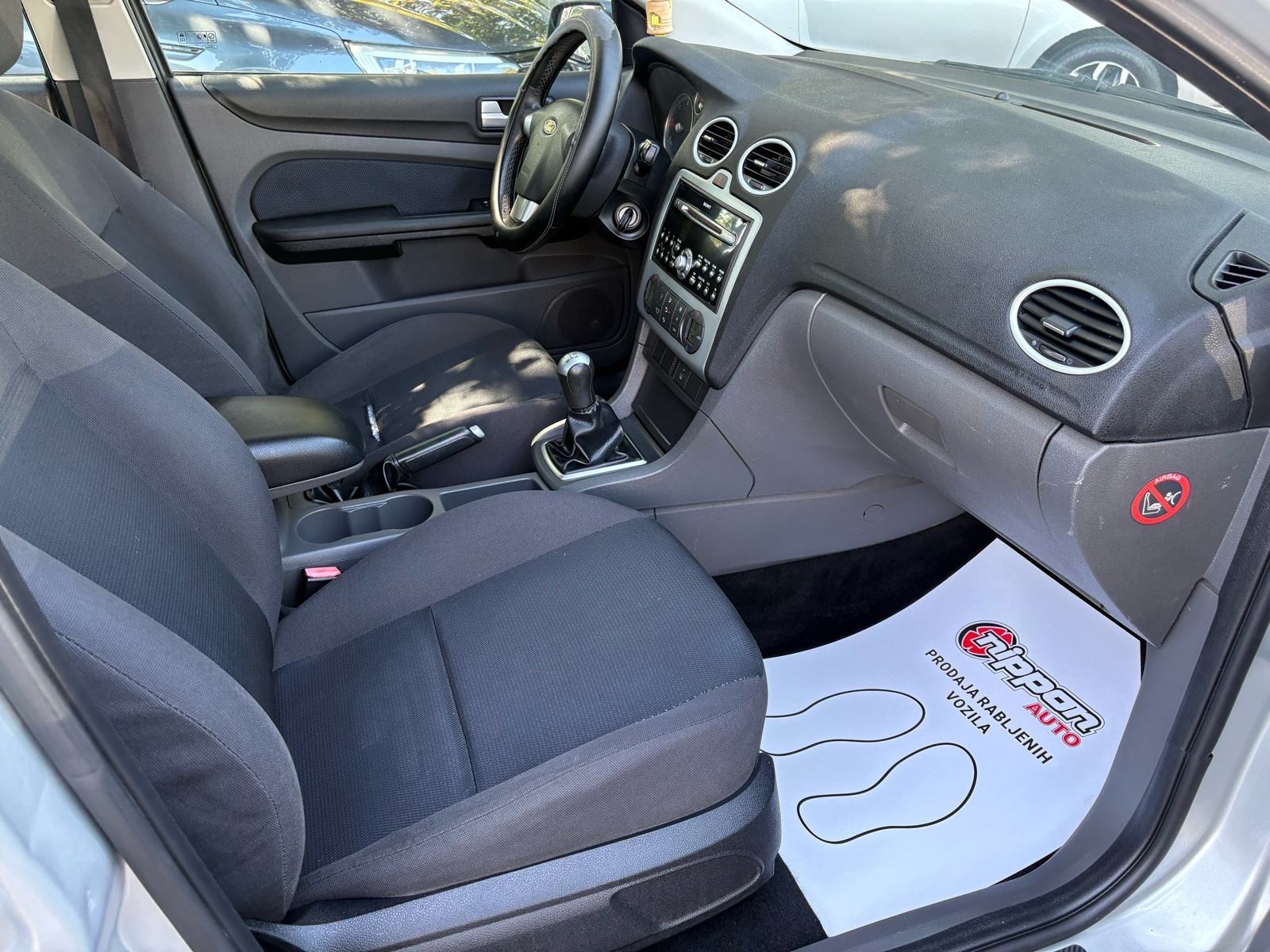 Ford Focus Karavan 1,6 TDCi REG:07/2027 - KLIMA - AUTOKREDIT, fotografija 16