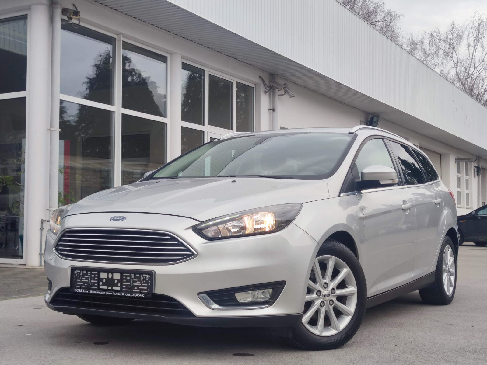 Ford Focus Karavan 1.6 TDCI 6 BRZINA TEMPOMAT PARK PILOT KROM BLUETOOT, fotografija 5