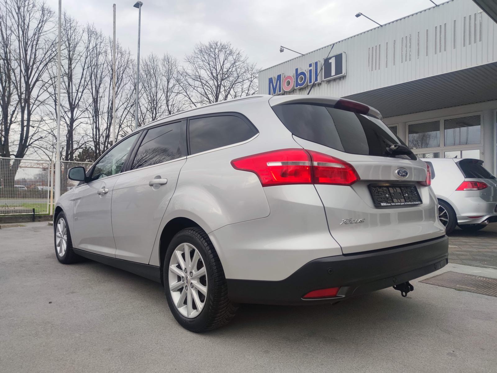 Ford Focus Karavan 1.6 TDCI 6 BRZINA TEMPOMAT PARK PILOT KROM BLUETOOT, fotografija 9