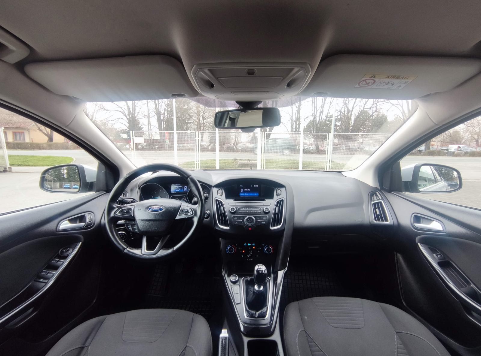 Ford Focus Karavan 1.6 TDCI 6 BRZINA TEMPOMAT PARK PILOT KROM BLUETOOT, fotografija 15