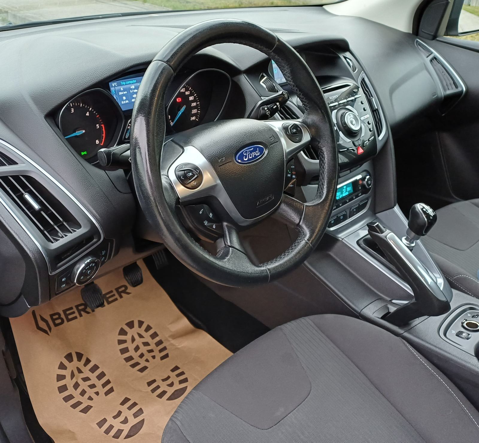 Ford Focus Karavan 1,6 tdci Titanium, ## reg. 01/27 ##, fotografija 6