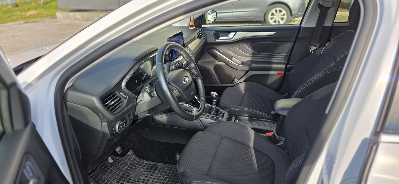 FORD FOCUS KARAVAN Diesel 2.0 EB TITANIUM,FUL OPREMA*RIJEKA *, fotografija 7