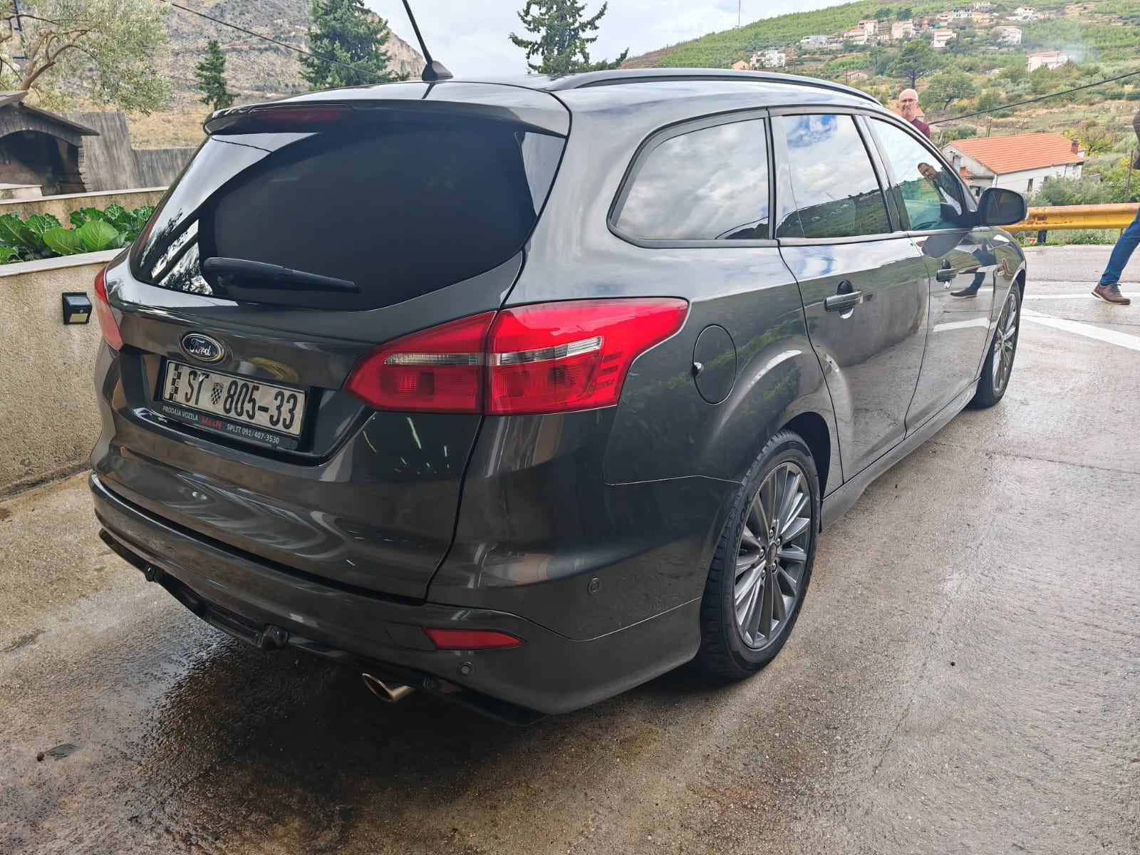 Ford Focus SW, 2.0d,autom., STline, vel.ser.,zamjena skuter, fotografija 7