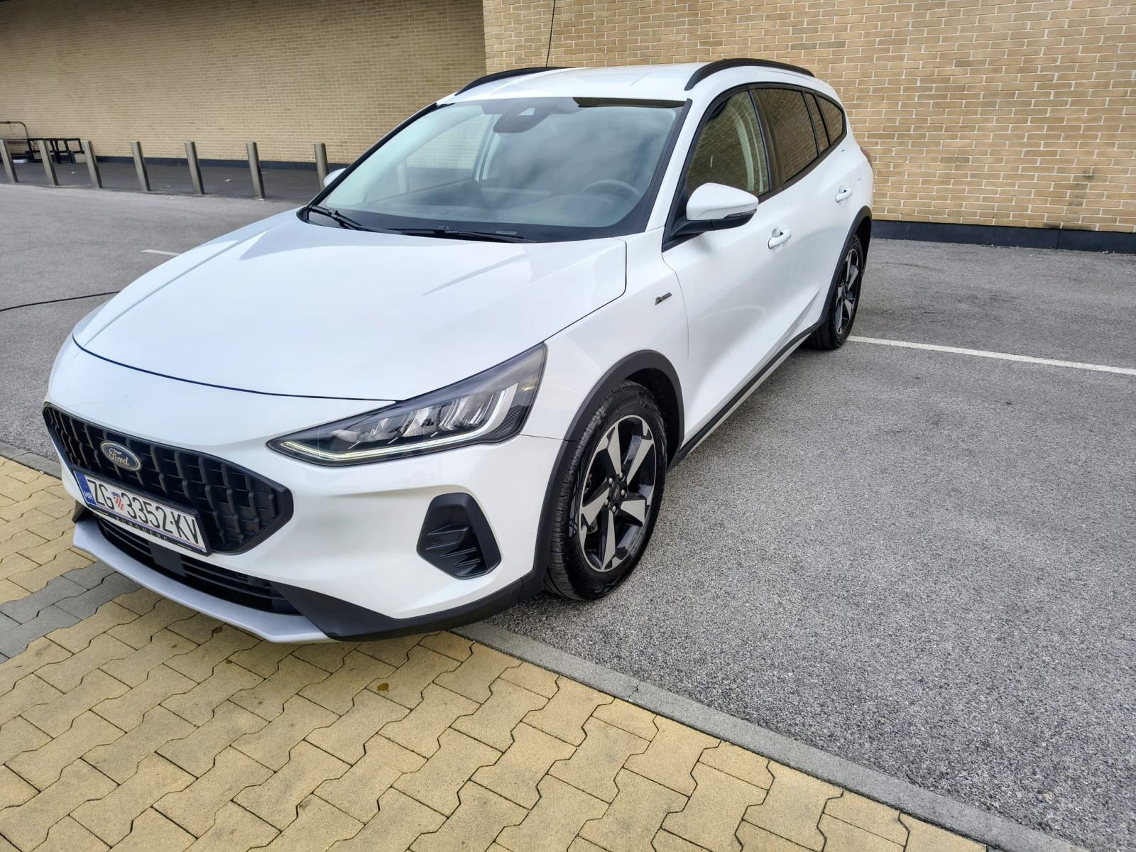 Ford Focus Karavan Active X, 1.5 TDCi, Automatic, fotografija 1