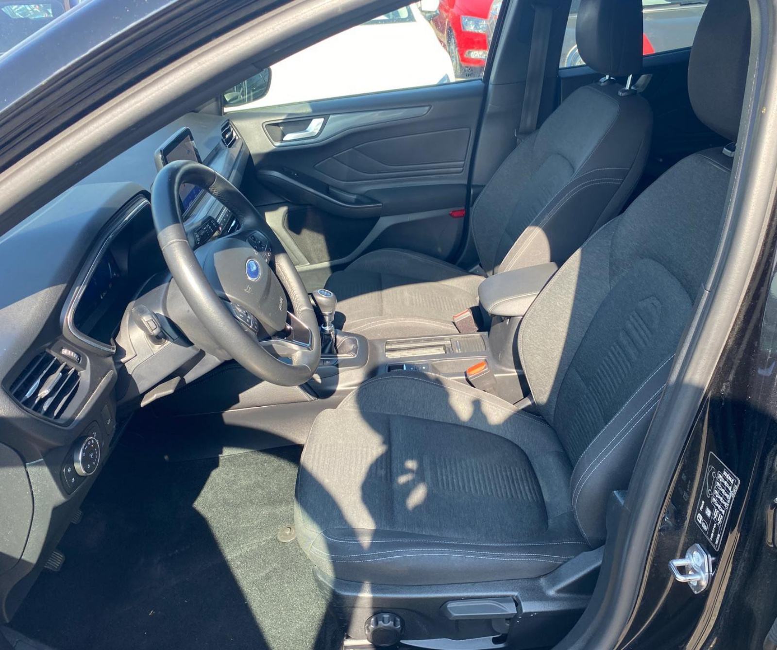 Ford Focus karavan Active.Jamstvo 3 GOD. Leasing..PDV, fotografija 7