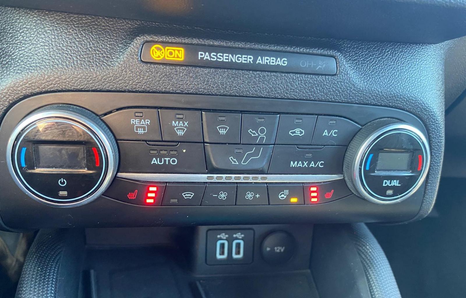 Ford Focus karavan Active.Jamstvo 3 GOD. Leasing..PDV, fotografija 10