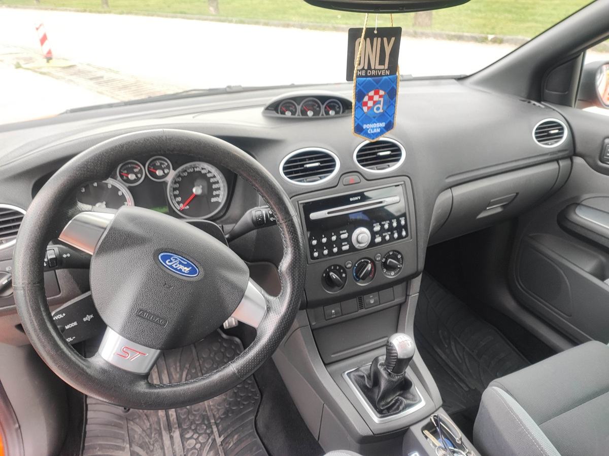 Ford Focus mk2 ST, Electric orange, veliki + mali servis, fotografija 12