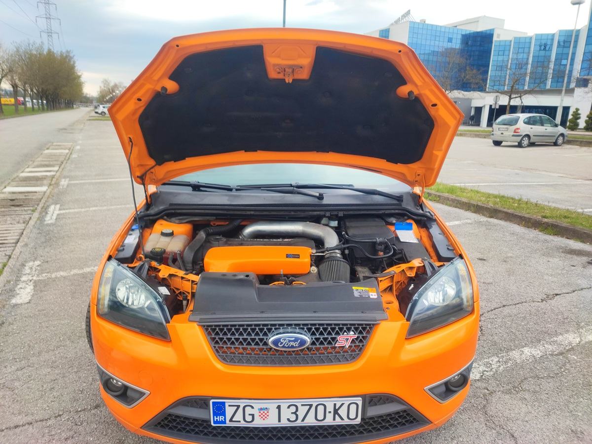 Ford Focus mk2 ST, Electric orange, veliki + mali servis, fotografija 10