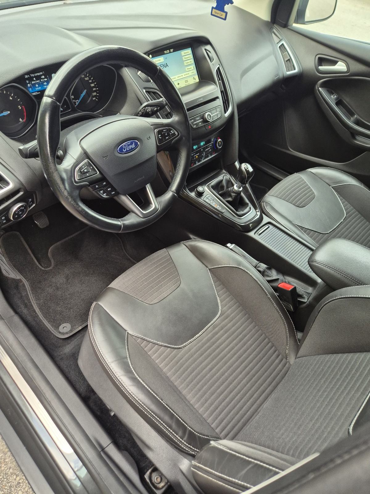 FORD FOCUS TITANIUM NAVI, ALU, PDC, LED, PARKPILOT, KAMERA, KUKA..., fotografija 7