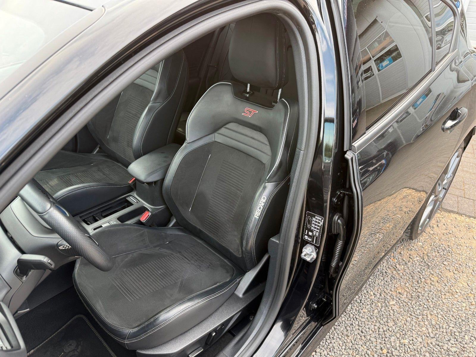 Ford Focus ST 2.3 EcoBoost 280KS B&O HUD KAMERA ACC APPLE ANDROID, fotografija 8