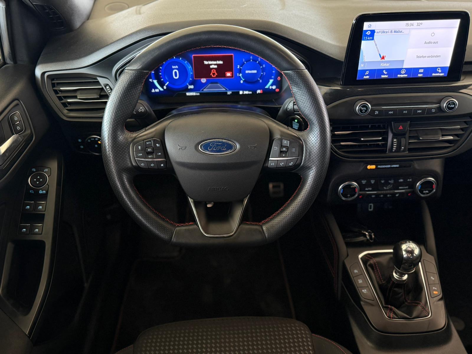 FORD FOCUS ST- line 1.0 EcoBoost Hybrid/benzin, fotografija 16