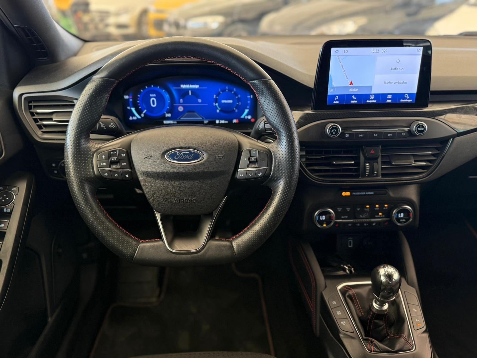 FORD FOCUS ST- line 1.0 EcoBoost Hybrid/benzin, fotografija 18