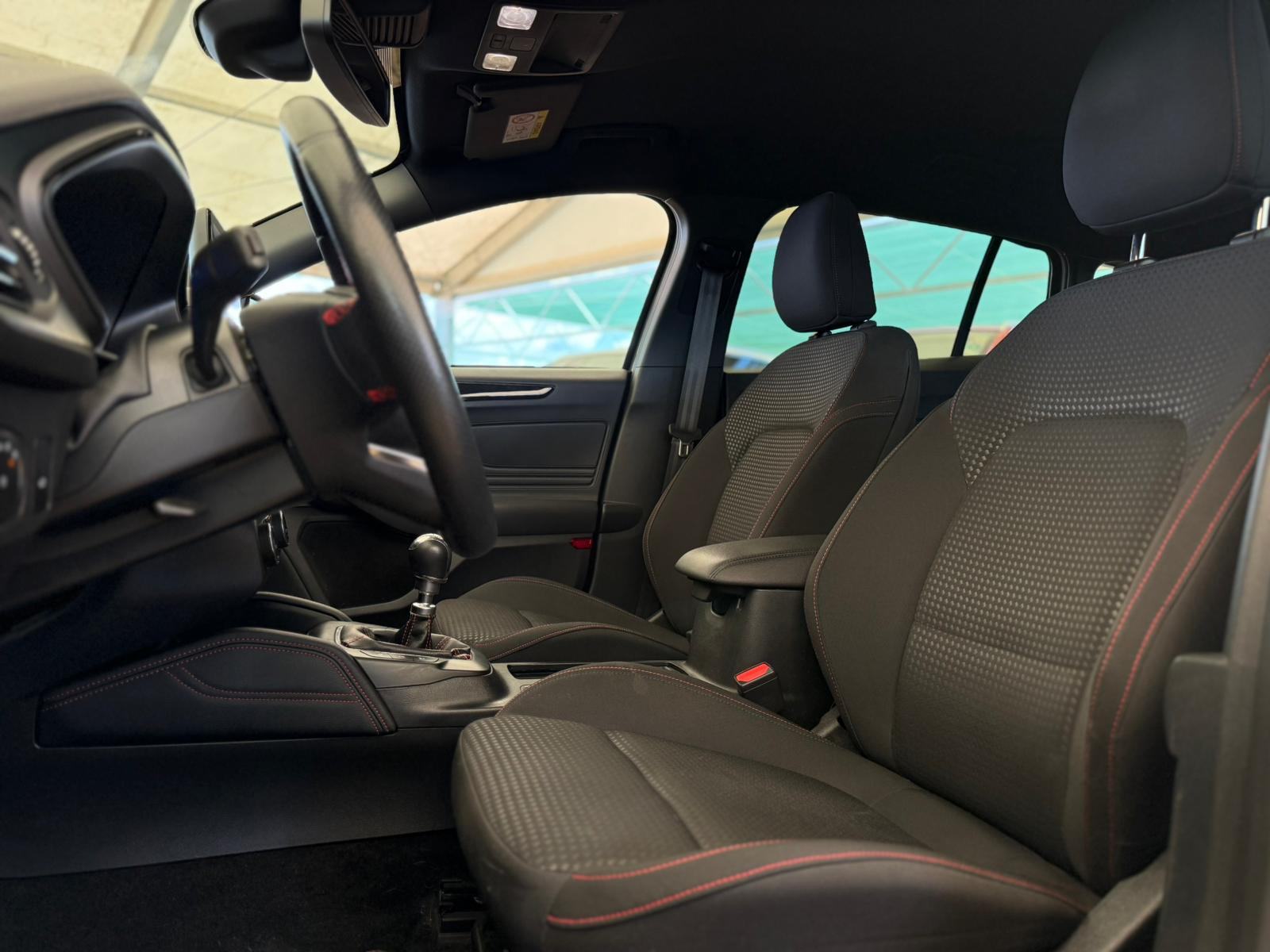 FORD FOCUS ST- line 1.0 EcoBoost Hybrid/benzin, fotografija 19