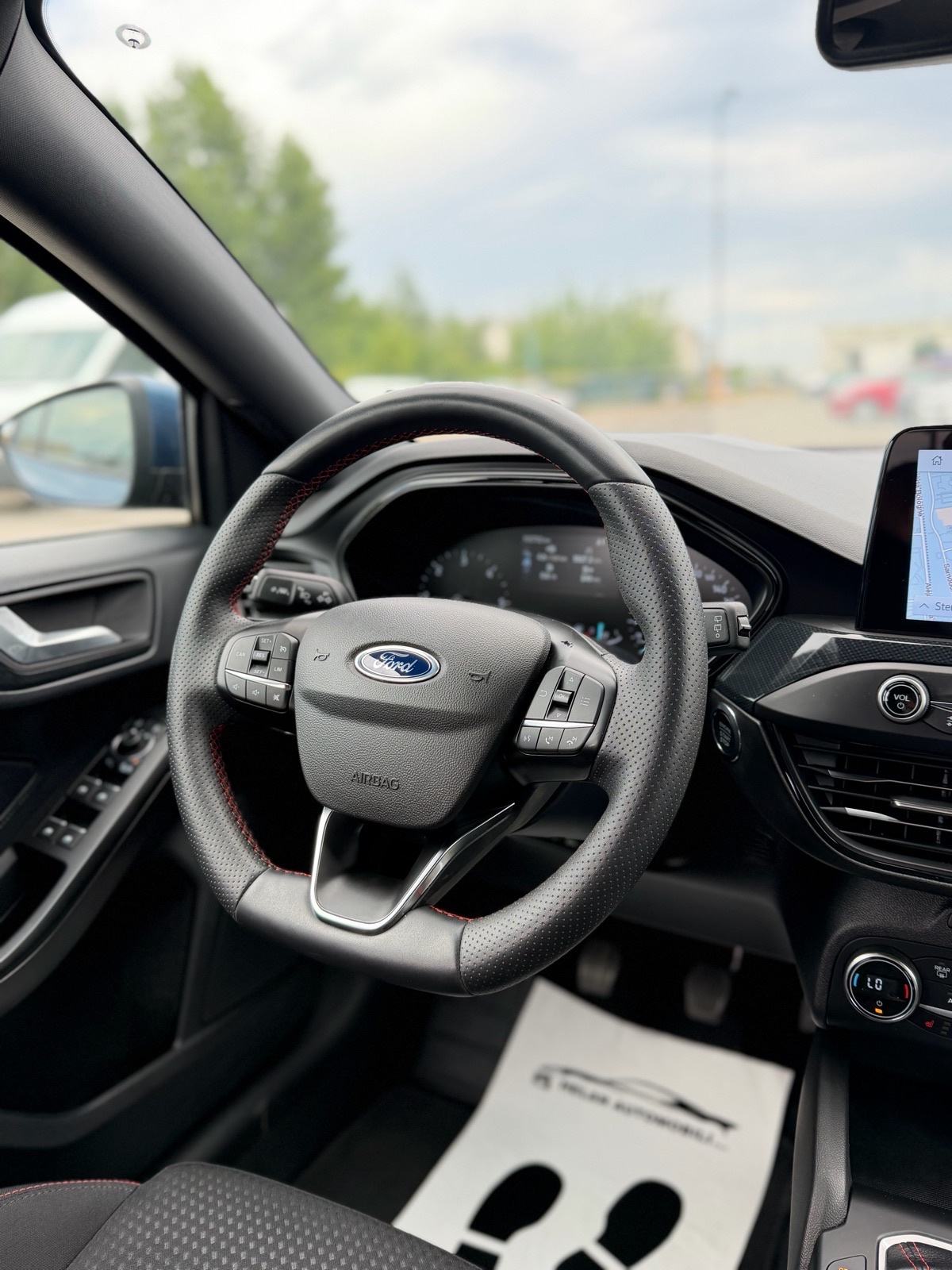 Ford Focus ST-LINE #LED #NAVI #KAMERA, fotografija 15