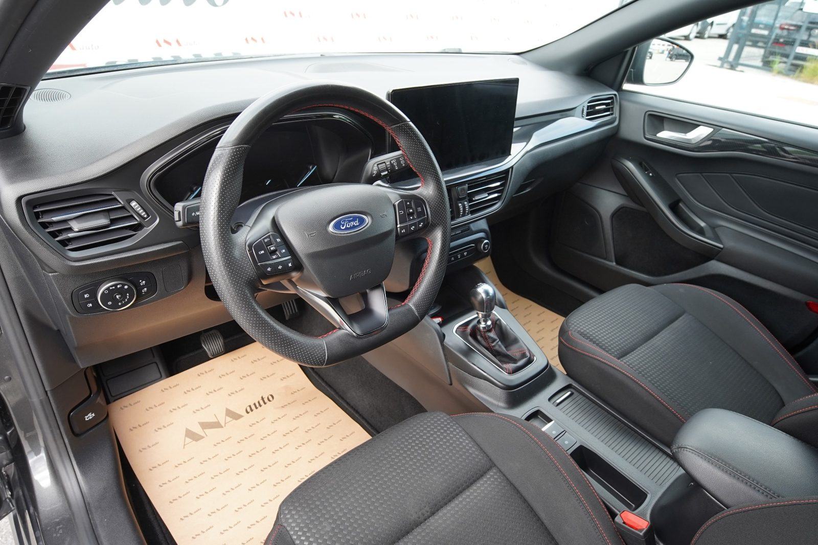 Ford Focus #ST LINE#SERVISNA#JAMSTVO#LEASING BEZ UČEŠĆA#, fotografija 13