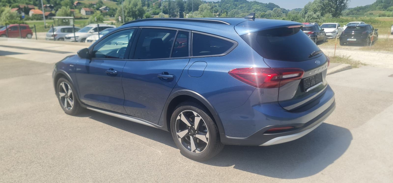 Ford Focus SW Active X 1.5 Ecoblue 120 KS, 2022., 73.250 km, HR auto, fotografija 3