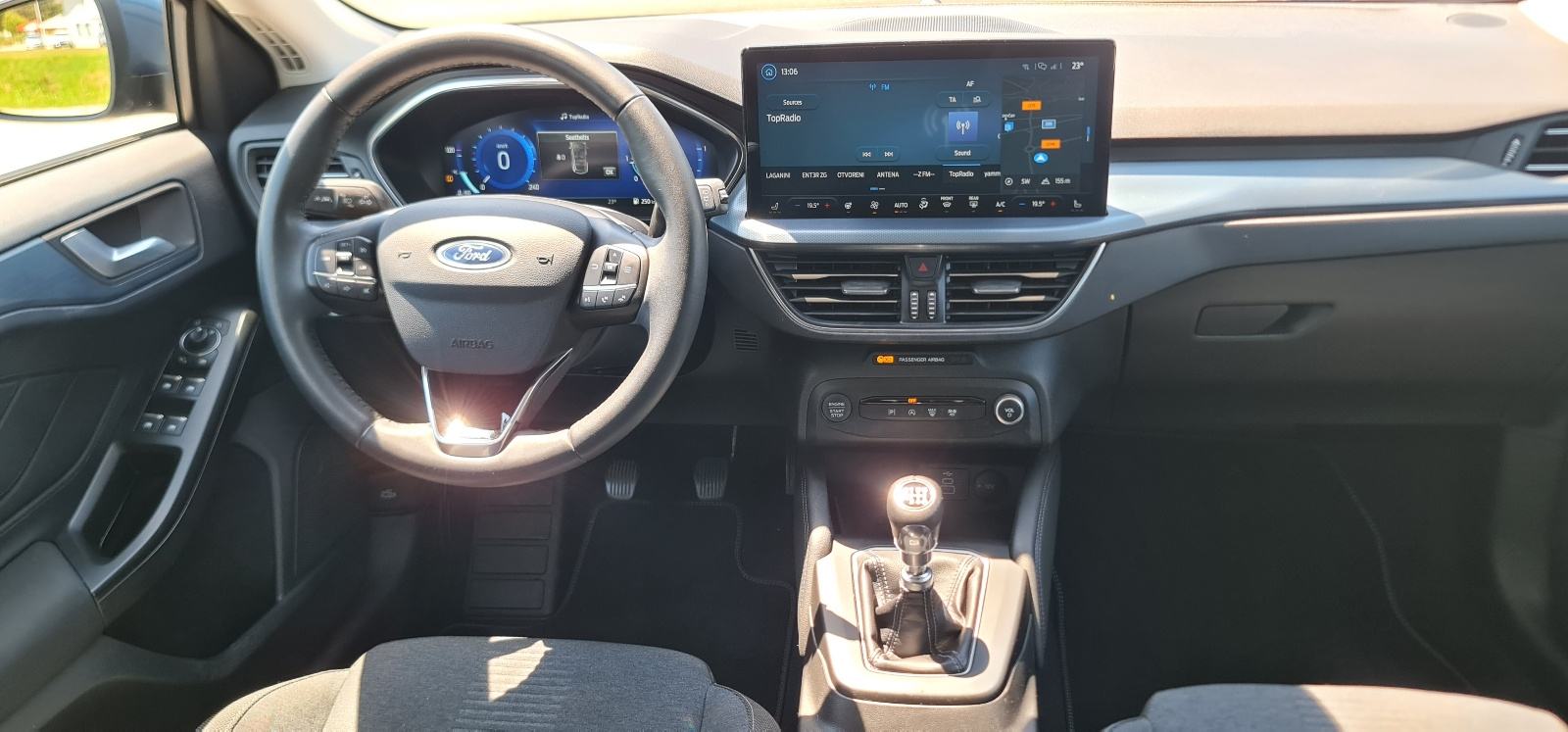 Ford Focus SW Active X 1.5 Ecoblue 120 KS, 2022., 73.250 km, HR auto, fotografija 12