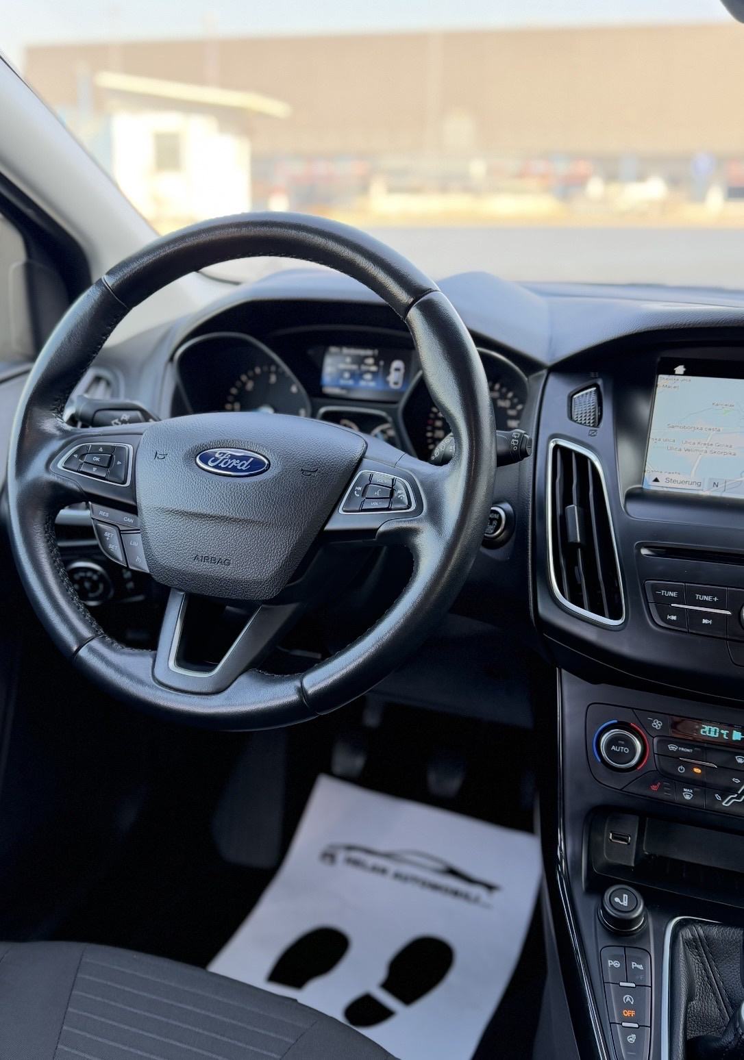 Ford Focus TITANIUM 1,5 TDCi #NAVI #KAMERA #PDC, fotografija 14
