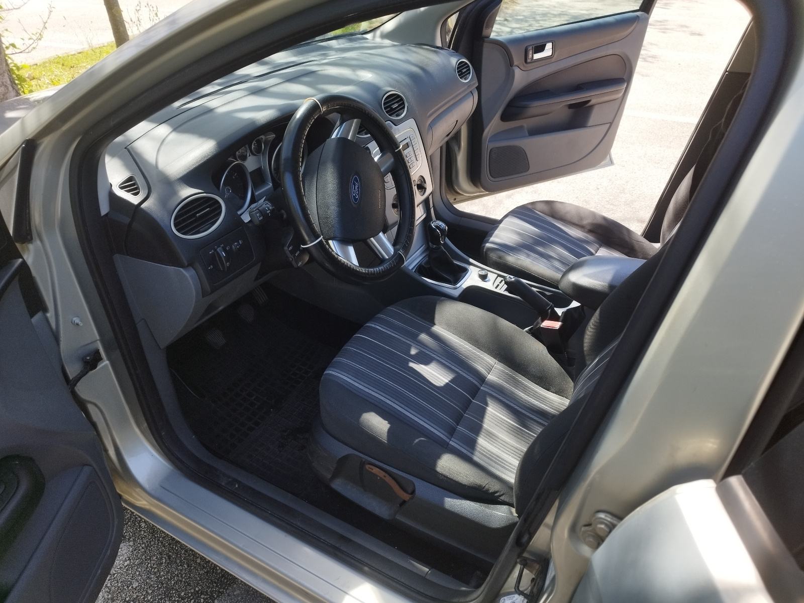 Ford Focus Trend 1,4 16V, fotografija 6