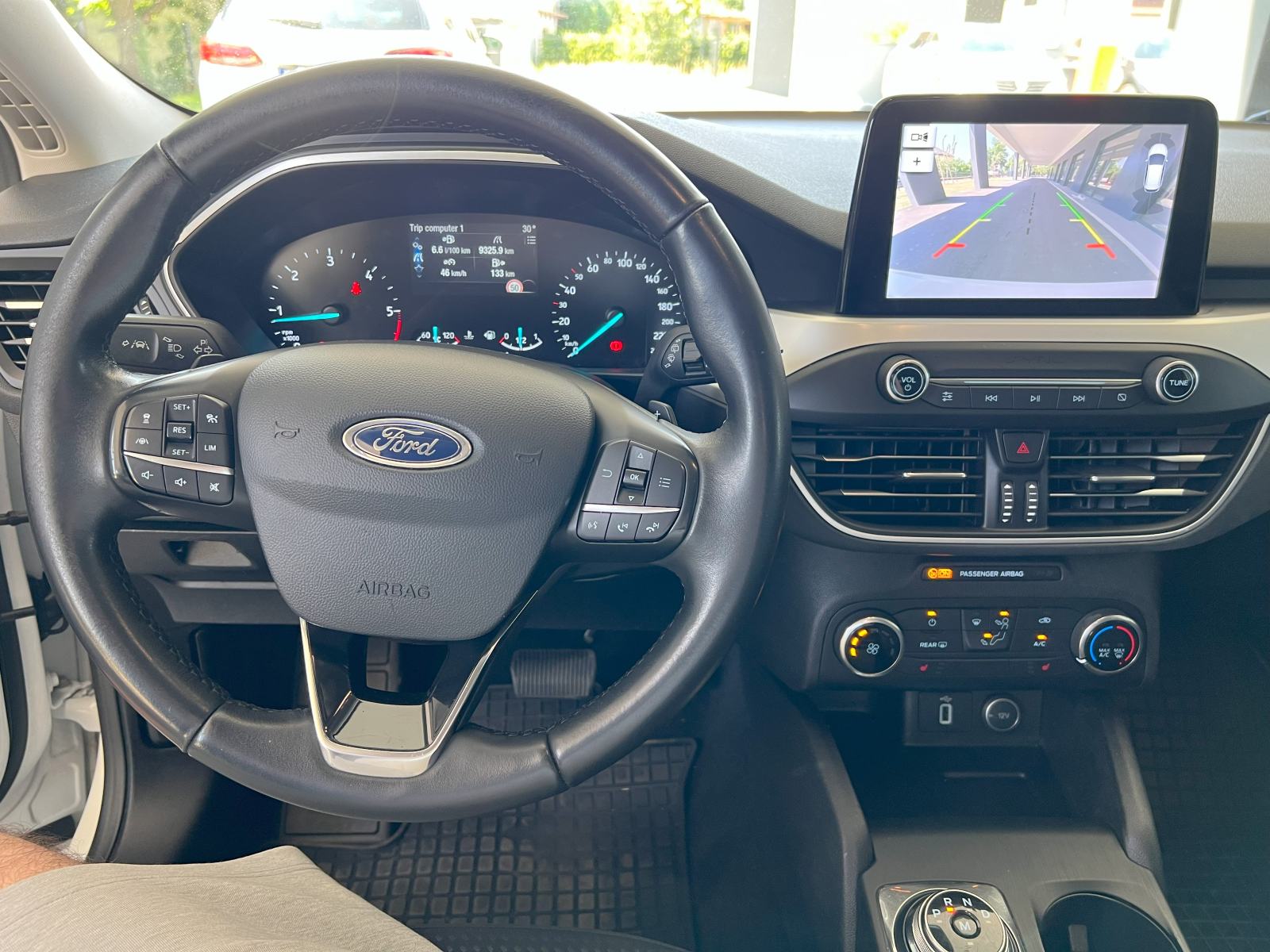 FORD FOCUS IV TURNIER AUTOMATIK EcoBlue Cool&Connect, LED, Radar, Lane, fotografija 16