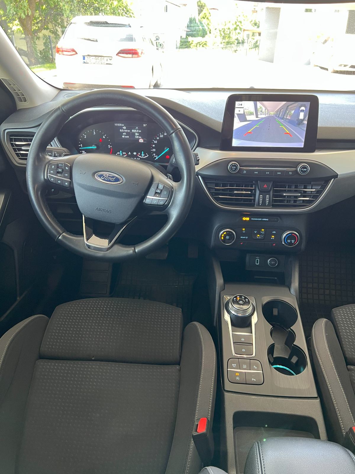 FORD FOCUS IV TURNIER AUTOMATIK EcoBlue Cool&Connect, LED, Radar, Lane, fotografija 15