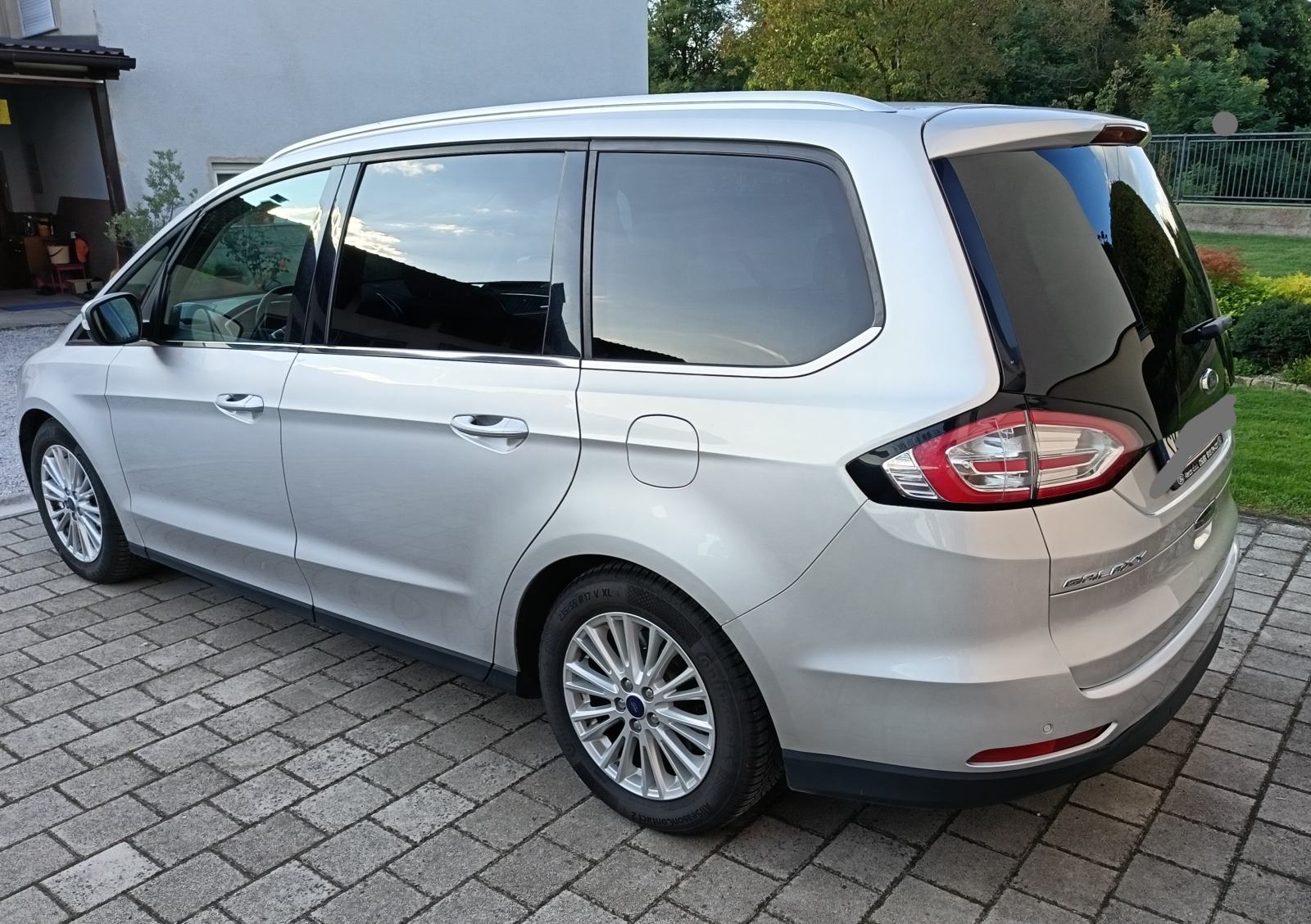 Ford Galaxy 2,0 TDCi, Titanium, automatik, 7 sjedala, fotografija 3