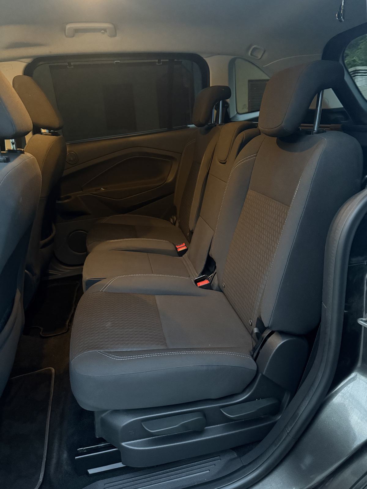 Ford Grand C-Max 1.5 tdci, fotografija 11