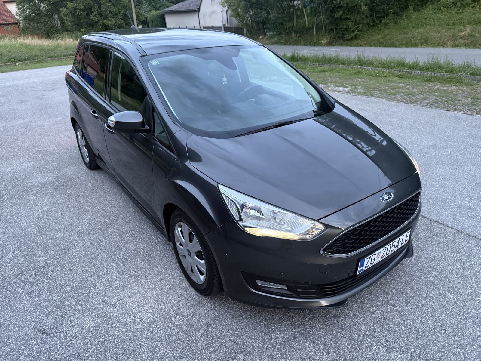 Ford Grand C-Max 1.5 tdci, fotografija 7
