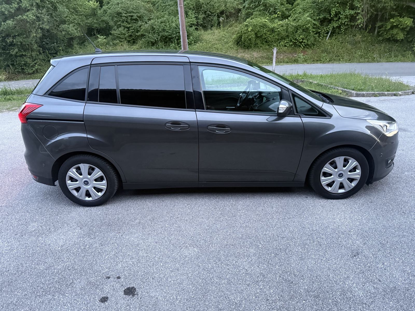 Ford Grand C-Max 1.5 tdci, fotografija 6