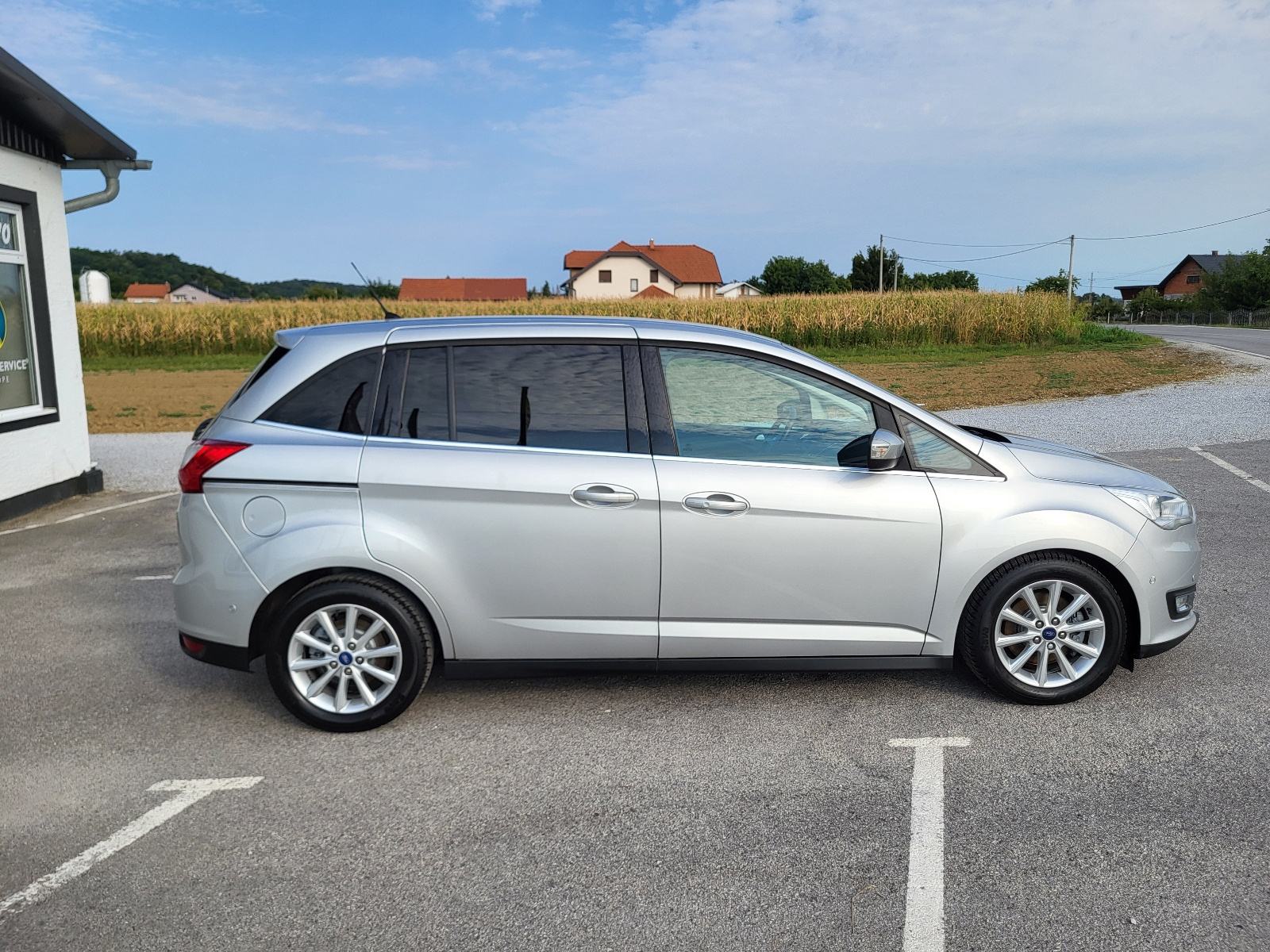 Ford Grand C-Max 1.5 TDCi TITANIUM, 7 SJEDALA, 178.000km, BRZI KREDIT, fotografija 4