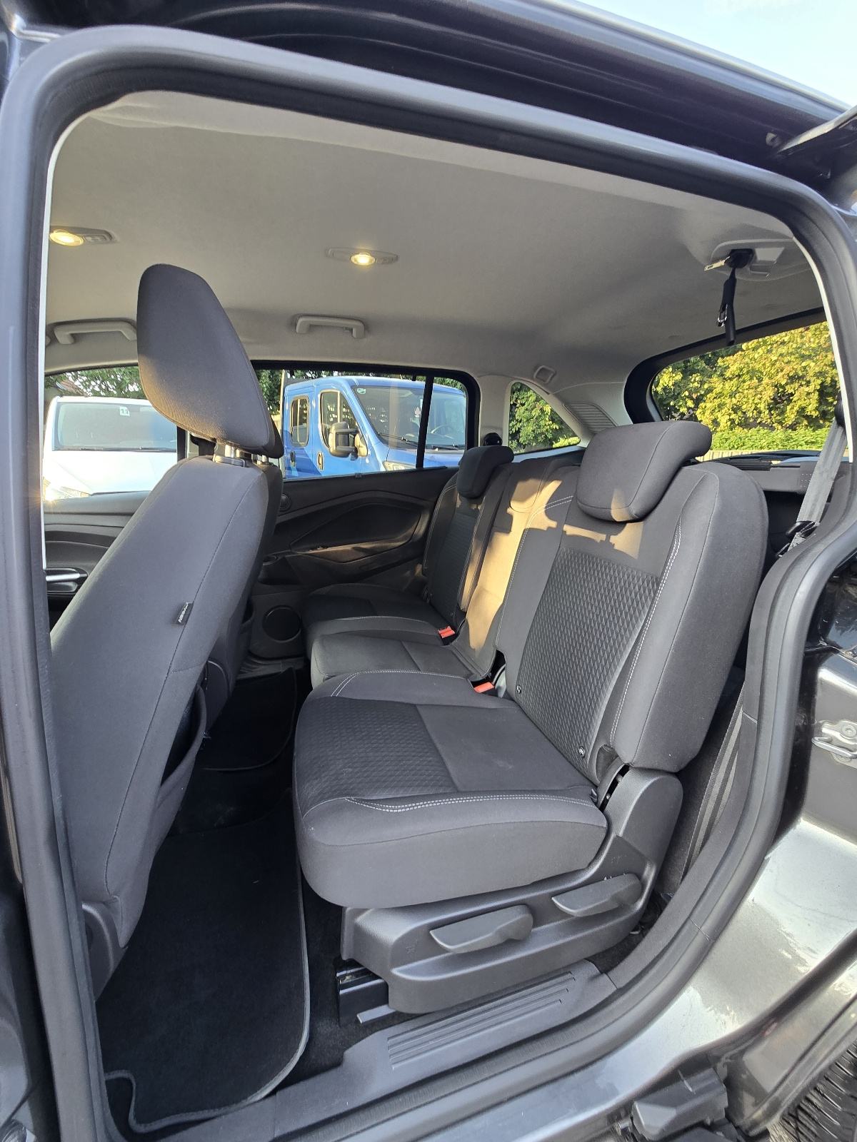 Ford Grand C-Max 1.5 TDCI**TITANIUM**7 SJEDALA**, fotografija 11