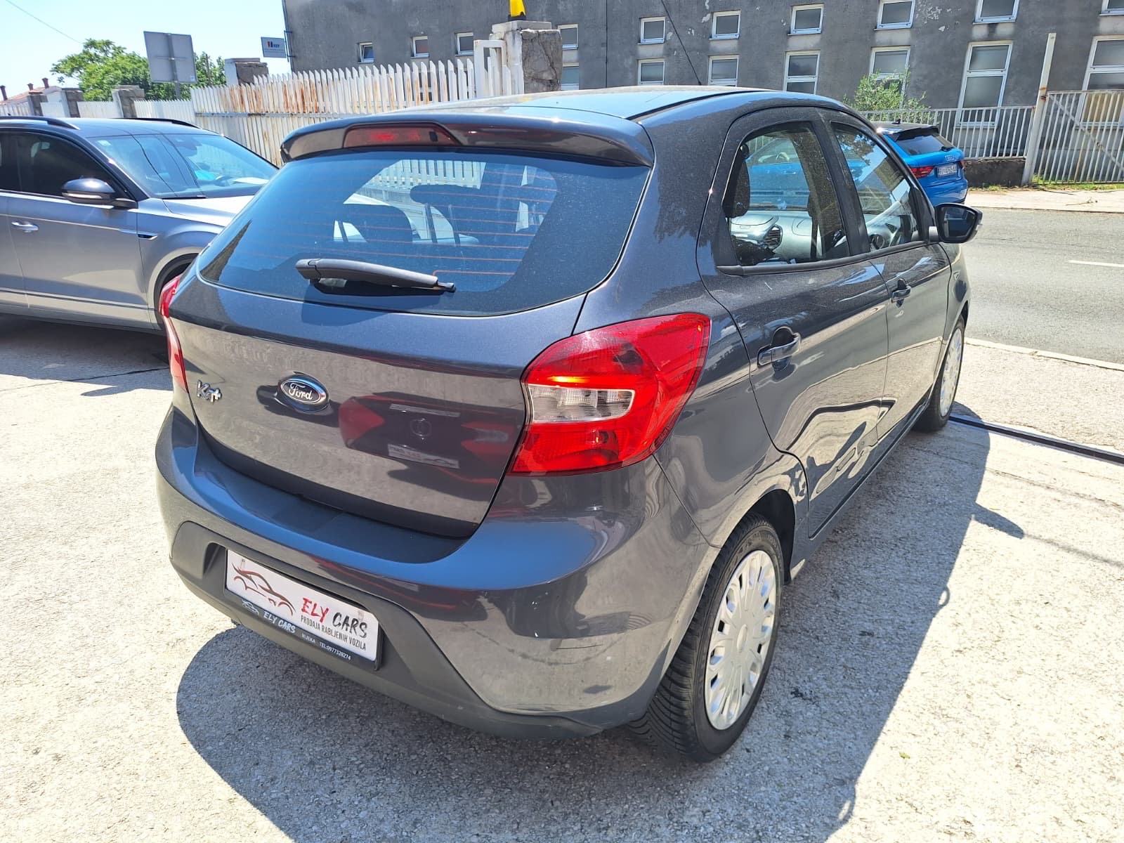 Ford Ka 1,2 70 KS, fotografija 5