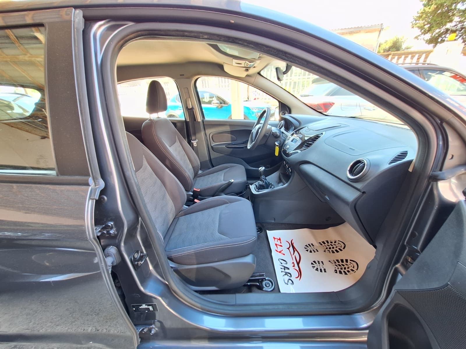 Ford Ka 1,2 70 KS, fotografija 15