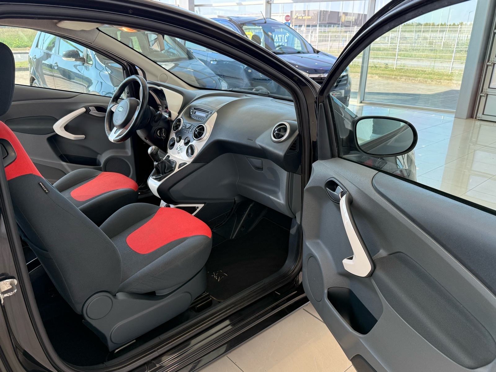 Ford Ka 1.2⭐️80.600KM⭐️TITANIUM⭐️SERVISNA⭐️1.VL⭐️REG 1 G.⭐️GARANCIJA⭐️, fotografija 14