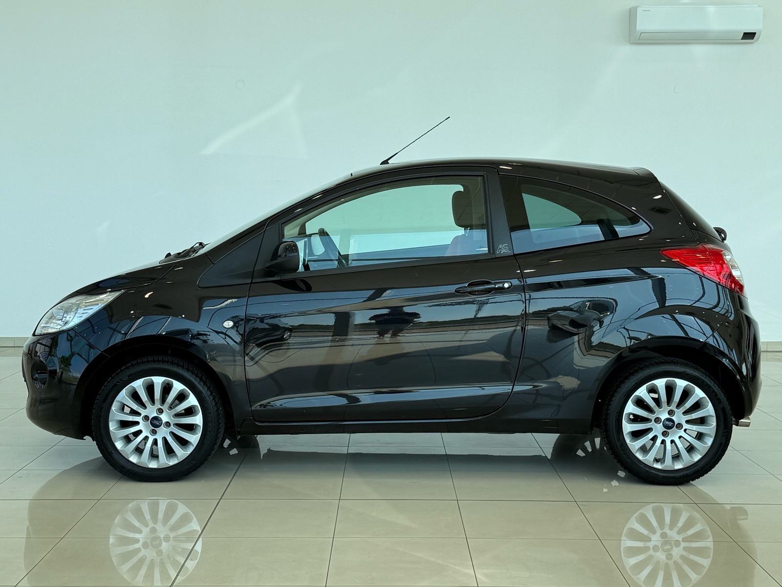 Ford Ka 1.2⭐️80.600KM⭐️TITANIUM⭐️SERVISNA⭐️1.VL⭐️REG 1 G.⭐️GARANCIJA⭐️, fotografija 5