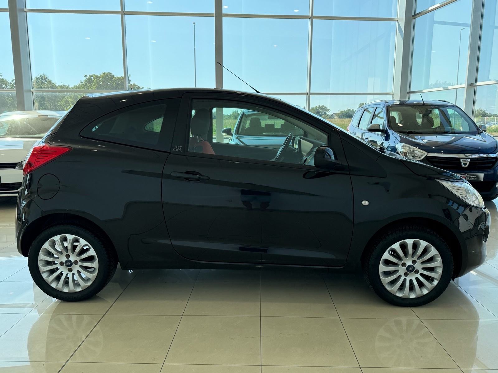 Ford Ka 1.2⭐️80.600KM⭐️TITANIUM⭐️SERVISNA⭐️1.VL⭐️REG 1 G.⭐️GARANCIJA⭐️, fotografija 9