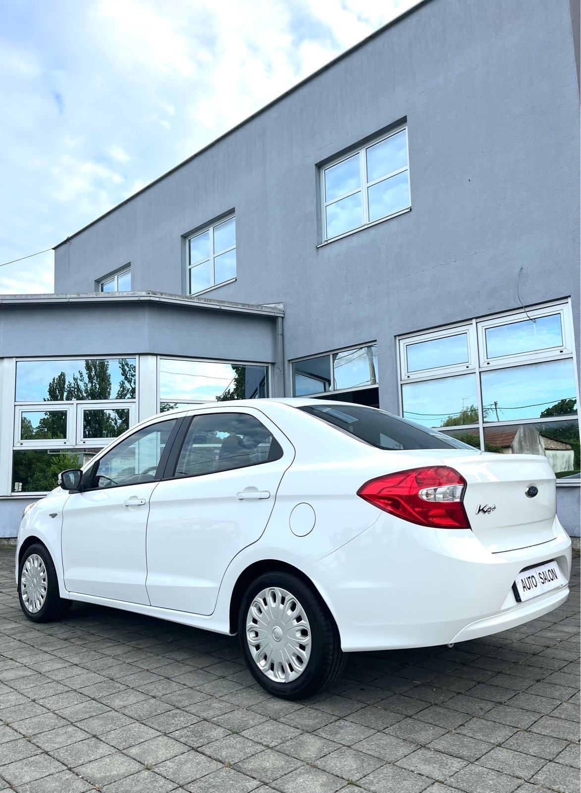 Ford Ka+ 1,2benz(EURO 6) SAMO 99700 km “PRVI VLASNIK” zamjena/kartice, fotografija 16