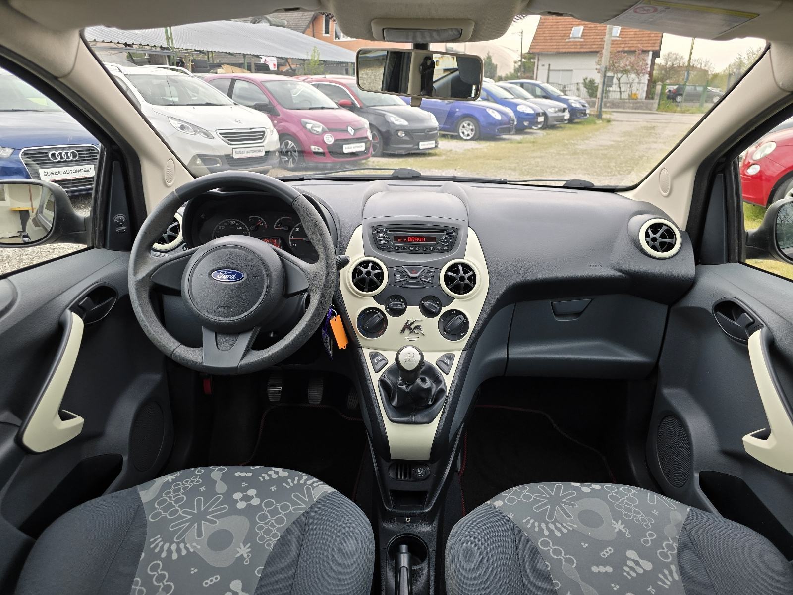 Ford Ka 1,3 DuraTech / Servisna / Klima / Alu / 2 Vlasnik /, fotografija 12