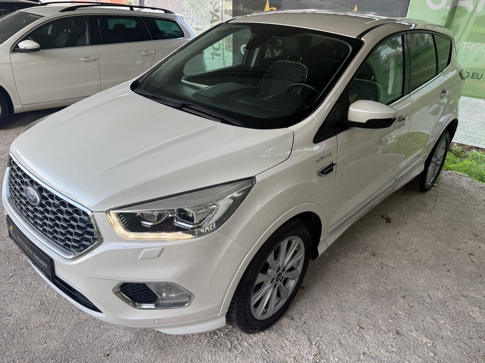 Ford Kuga 1,5 automatik✅VIGNALE/PREMIUM OPREMA✅VELIKI SERVIS✅, fotografija 2
