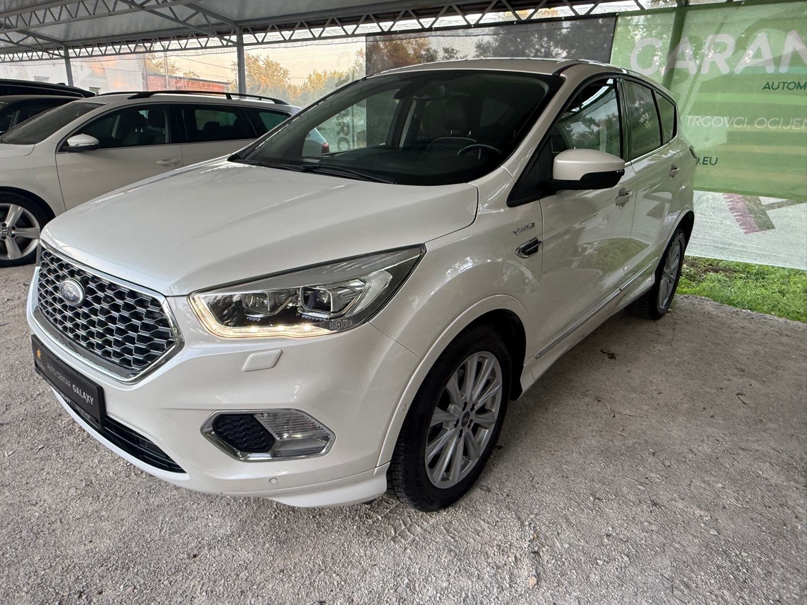 Ford Kuga 1,5 automatik✅VIGNALE/PREMIUM OPREMA✅VELIKI SERVIS✅, fotografija 4
